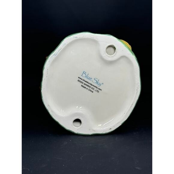 Hello Kitty Adorable Halloween Scene, Tree, Broom, Pumpkin - Picture 11 of 11